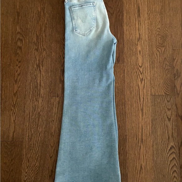 Mother Jeans, The Roller, Wash: California Cruiser 💙 - Picture 13 of 16